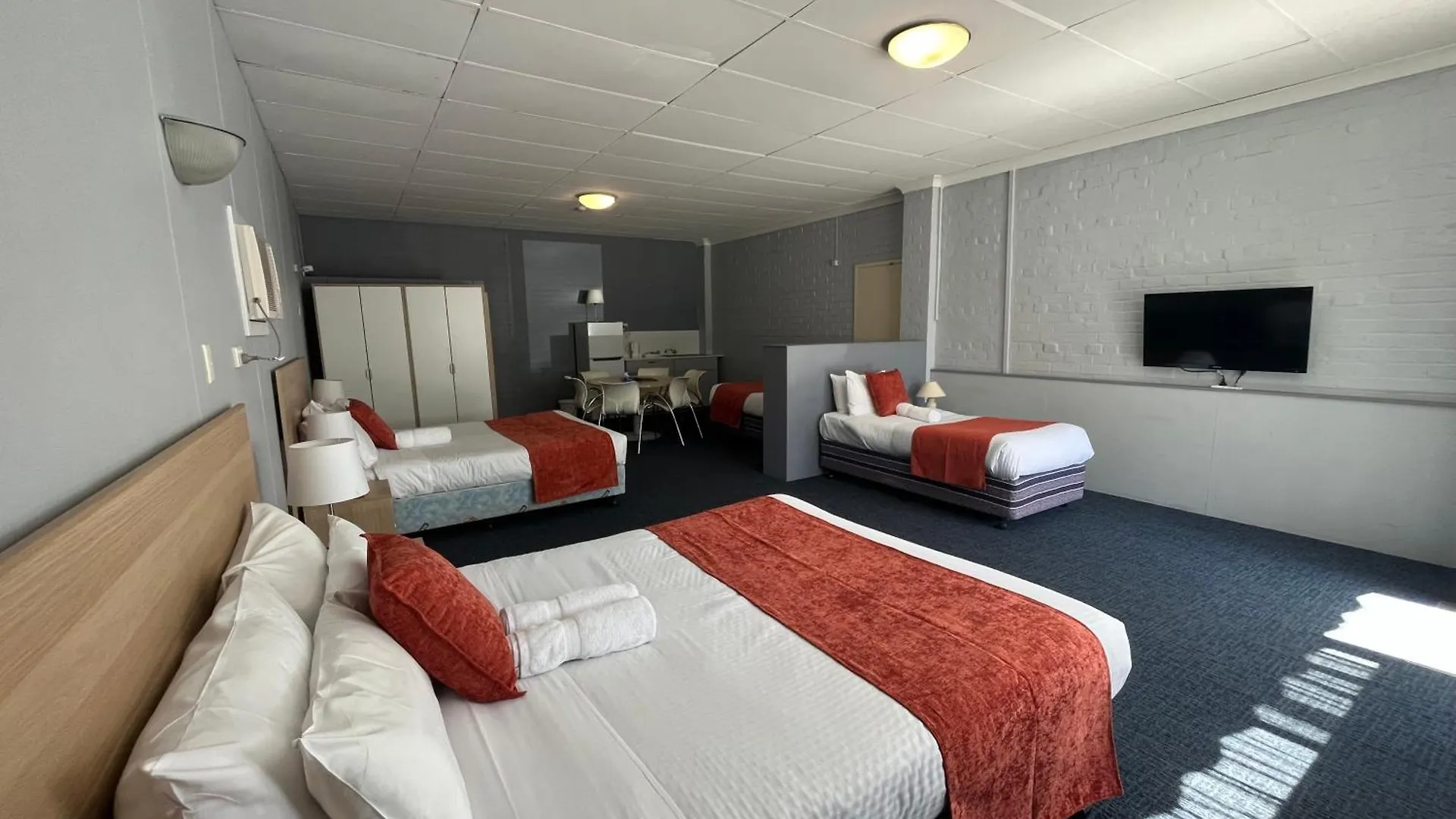 Princes Lodge Motel Adelaide
